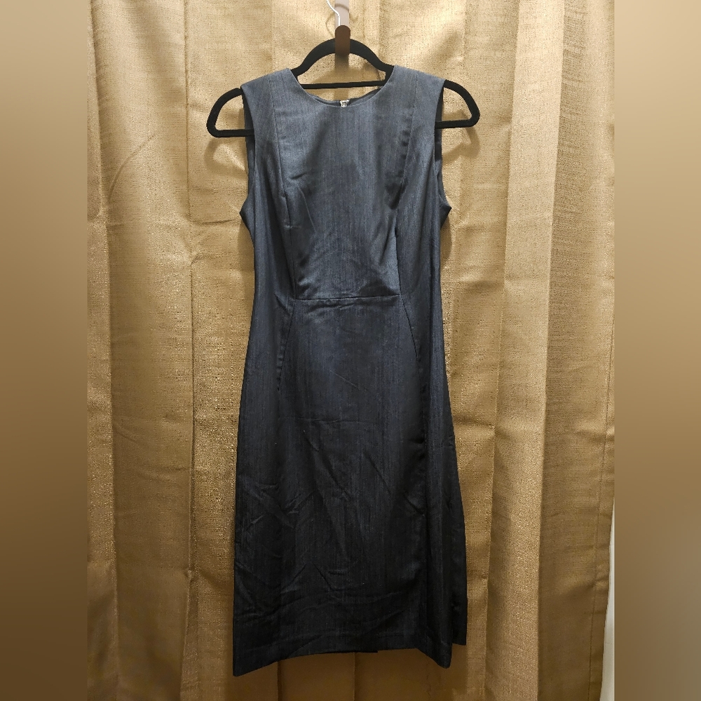 Calvin Klein Size 4 Grey-Blue Sleeveless Dress